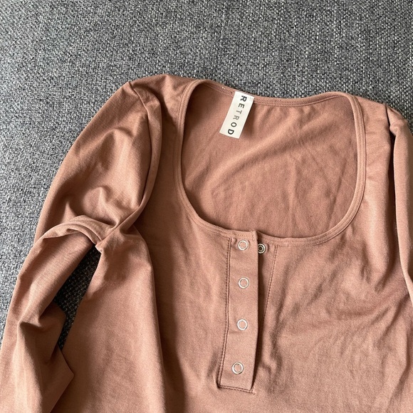 Retrod Long Sleeve Bodysuit - Picture 6 of 6